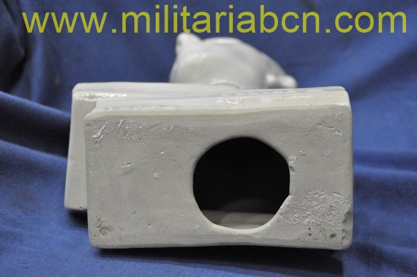 Busto del nacionalista ucraniano Stepan Bandera. Dirigente del UPA Ejército Insurgente de Ucrania. Porcelana. 27 cm
